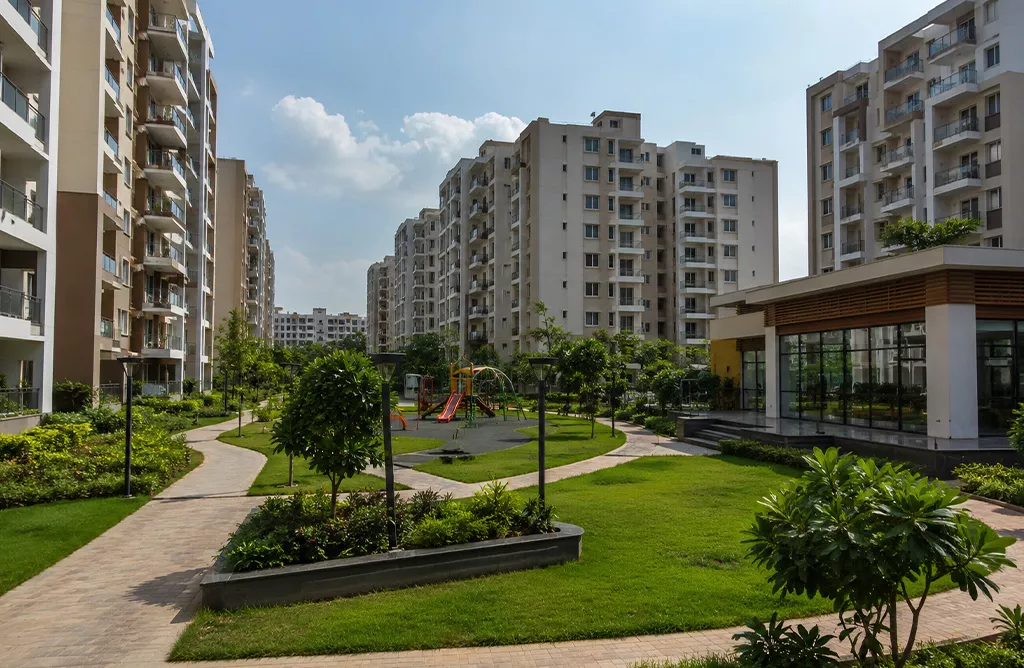 Premium Apartments in Siripuram Featuring Landscaped Courtyard and Modern Amenities